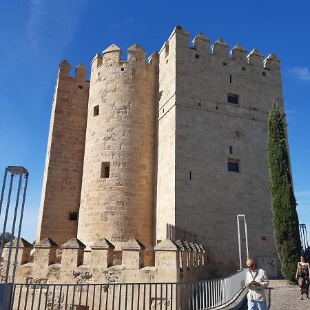 Loft La Calahorra Con Posibilidad De Aparcamiento Pregunta Por El Pack Mas Amor Cordova Esterno foto